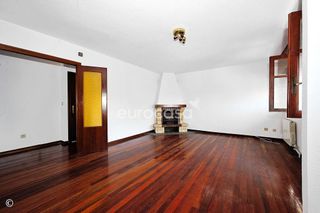 Piso en venta en Puerto Chico en Santander