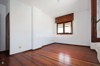 Piso en venta en Puerto Chico en Santander