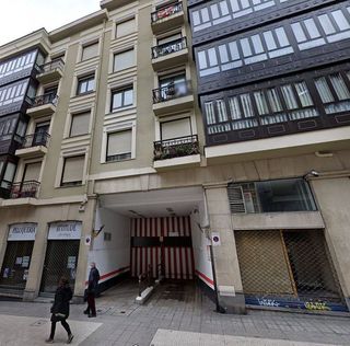Garaje en venta en Barrio de Abando en Bilbao