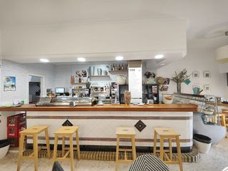 Bar en alquiler en Centro en Tomares