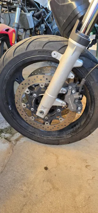 Llanta Delantera Suzuki GSR 600