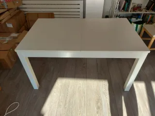 Mesa extensible blanca Ikea