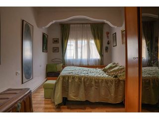 Casa en venta en Santa Clara-Caputxins-Hospital en Vic