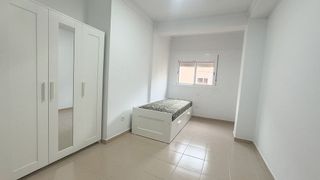 Piso en alquiler en Santa Catalina - Canteras en Palmas de Gran Canaria(Las)