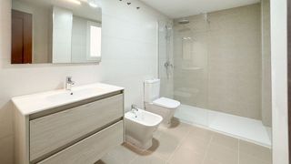 Piso en alquiler en Santa Catalina - Canteras en Palmas de Gran Canaria(Las)