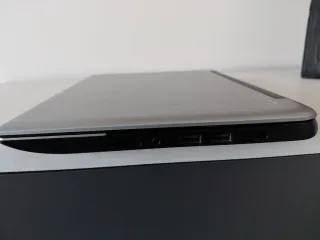 Ordenador Toshiba Satellite NB10-A-104