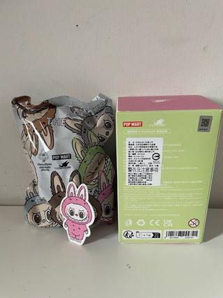 Pop Mart Labubu Macaron Lychee Berry Nuovo