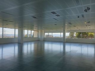 Oficina en alquiler en Centre - Estació en Sant Cugat del Vallès