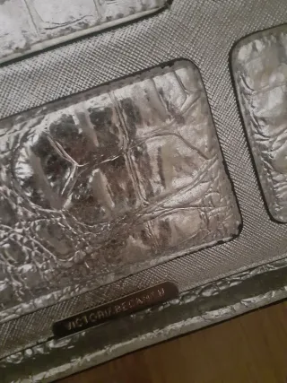 Borsa argento effetto coccodrillo e leggins TG m