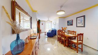 Piso en alquiler en Playa de los Boliches en Fuengirola