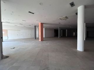 Local comercial en alquiler en Centro - Doña Mercedes en Dos Hermanas