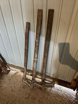 Herramientas de albañilería: Cizalla y más