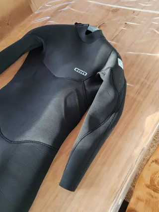 Neopreno ION STRIKE Core 4/3 BZ DL