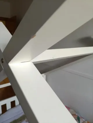 Cama infantil diseño casita blanca