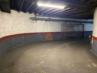 Garaje en venta en Centro Ciudad en León