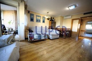 Piso en venta en Paus - Poligono San Blas en Alicante