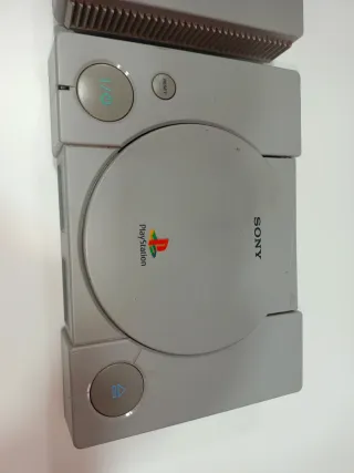 2 Consolas PS1 Sony para piezas