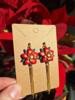 Pendientes Flor De Pascua de Arcilla Polimérica