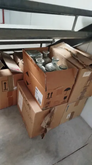 Botella de cristal con grifo