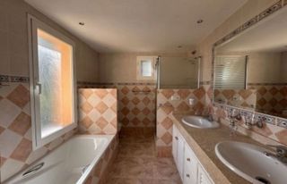 Casa pareada en alquiler en Nueva Andalucía centro en Marbella