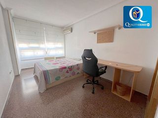 Casa en venta en Divina Pastora en Alicante