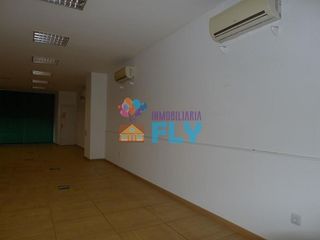 Local comercial en alquiler en Centro en Ourense