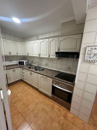 Piso en alquiler en Playa de los Boliches en Fuengirola