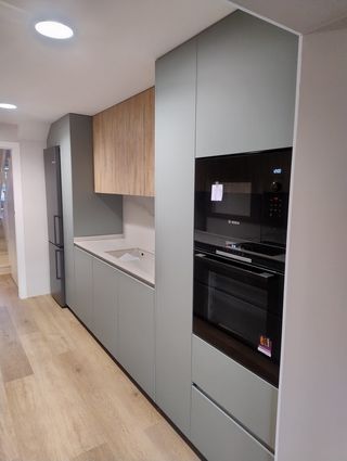 Carpintero. Montador de Muebles y Cocina. Salones.