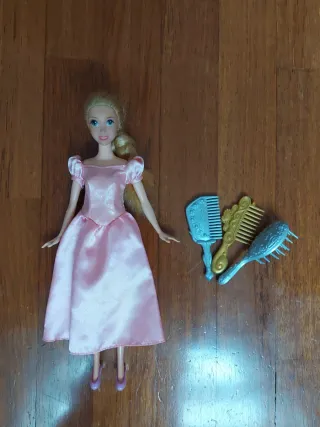 Colección 4 Muñecas Barbie