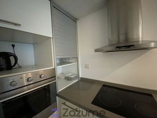 Piso en alquiler en Zona Avenida al Vedat en Torrent