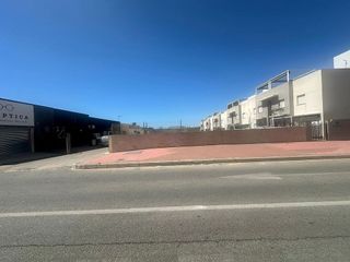 Solar en alquiler en Nueva Torrevieja - Aguas Nuevas en Torrevieja