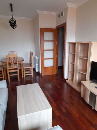 Piso en alquiler en Santa Cruz - Industria - Polígono Campollano en Albacete