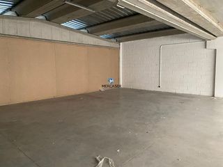 Nave industrial en alquiler en Reyes Católicos en Alcalá de Henares