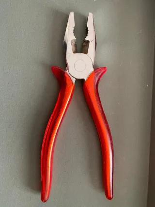 Pinza Pastorino 305 Italy