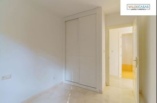 Piso en venta en Bola de Oro - Serrallo en Granada