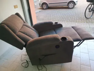 Poltrona recliner alzapersone massaggiante riscald