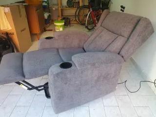 Poltrona recliner alzapersone massaggiante riscald