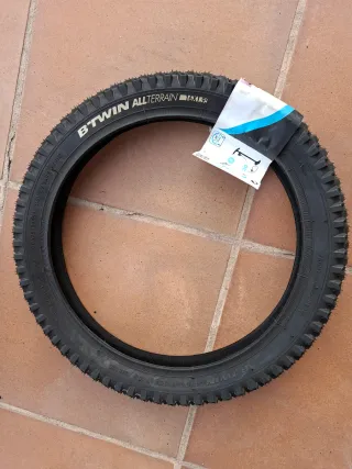 Neumático bici infantil 16'' - Nuevo