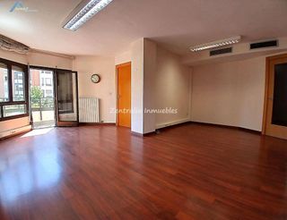 Piso en venta en Ruiseñores en Zaragoza