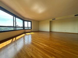 Piso en venta en Universidad San Francisco en Zaragoza