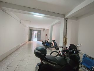 Local comercial en venta en Centro en Almería