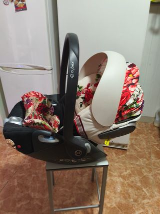 Silla de coche Cybex floral