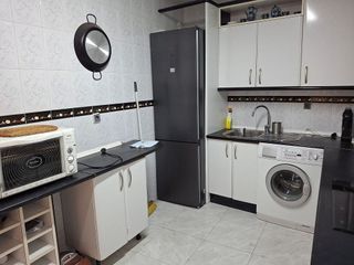 Casa adosada en venta en Ctra. Circunvalación - La Magdalena en Jaén