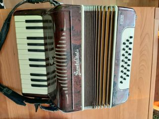 Acordeón Italia Frontalini vintage accordion