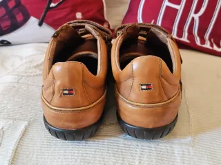 Zapatos Tommy Hilfiger Marrones Velcro