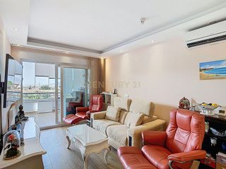 Piso en venta en Puerto de la Torre - Atabal en Málaga