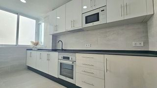 Piso en venta en Playa de los Boliches en Fuengirola