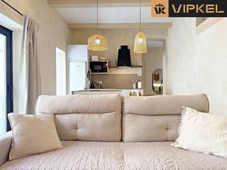 Edificio en venta en Os Mallos - San Cristóbal en Coruña (A)