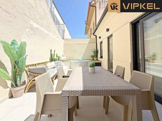 Edificio en venta en Os Mallos - San Cristóbal en Coruña (A)