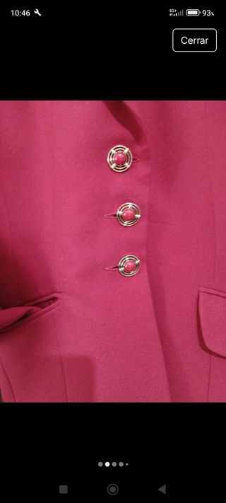 Blazer rojo elegante para mujer